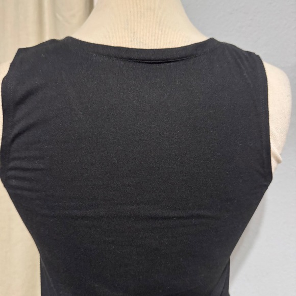 Disney Minnie Mouse Black Muscle Tank Top Women's XS Graphic Tee - Picture 5 of 9